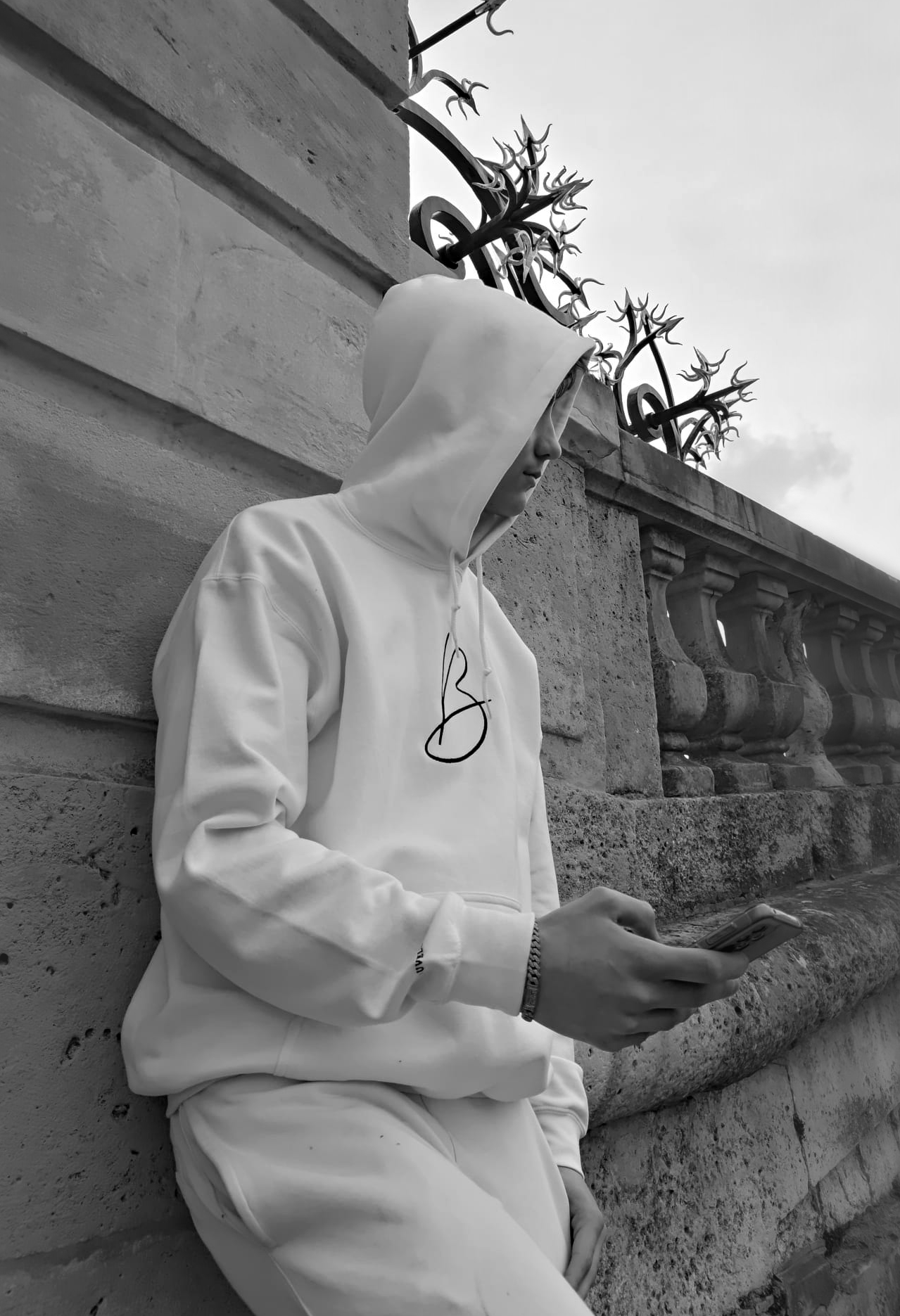 boutique hoodie avec broderie 